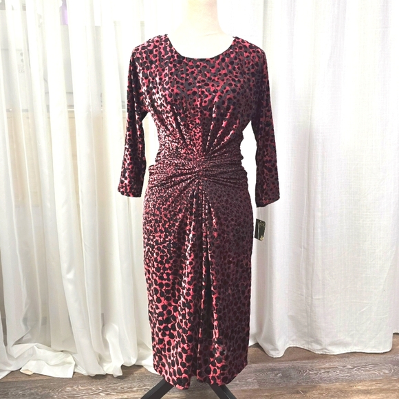 knee length dresses for ladies Rita Velvet Holiday Midi Dress – Savannah Taylor main image 0